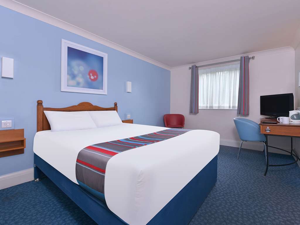 Travelodge Chester Warrington Road Δωμάτιο φωτογραφία